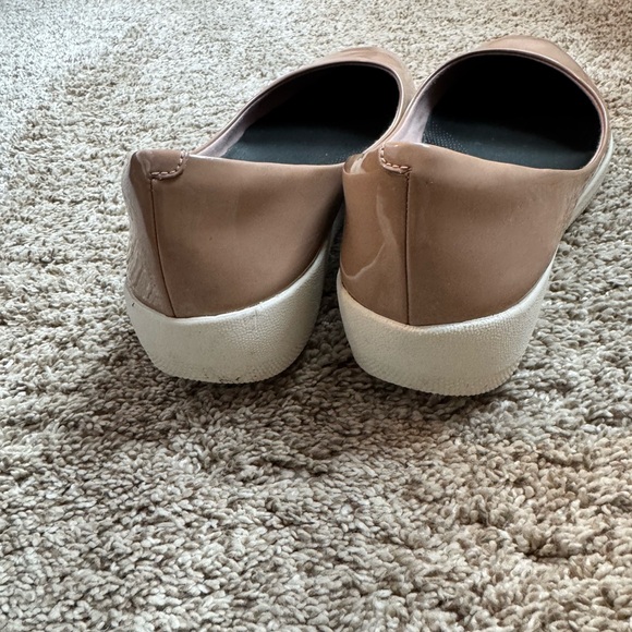 Woman’s flats - Picture 5 of 7